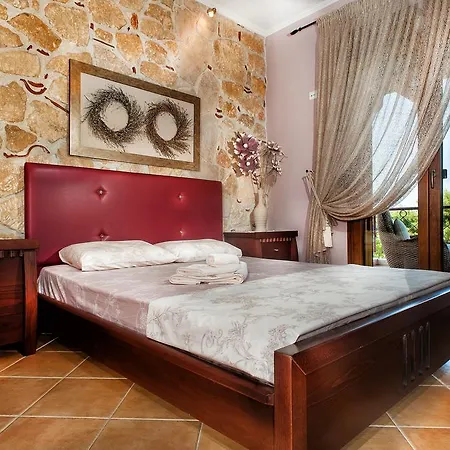Villa Pefkohori פפקוהורי