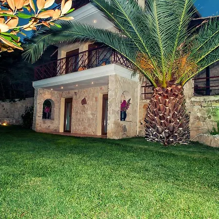 فيلة Villa Pefkohori