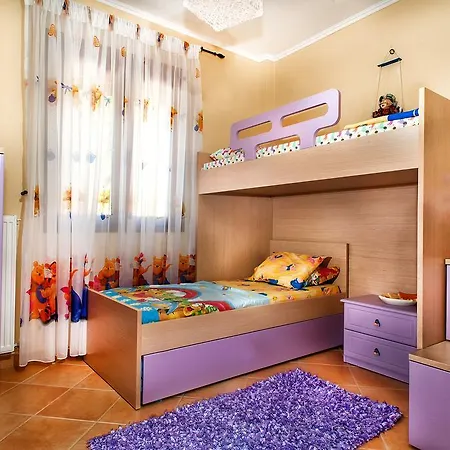 וילה Villa Pefkohori *