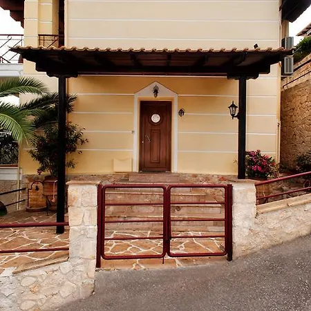 فيلة Villa Pefkohori *