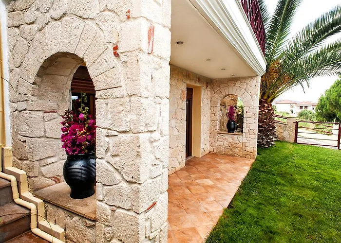 ヴィラ Villa Pefkohori ペフコホリ