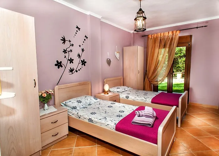 ヴィラ Villa Pefkohori *